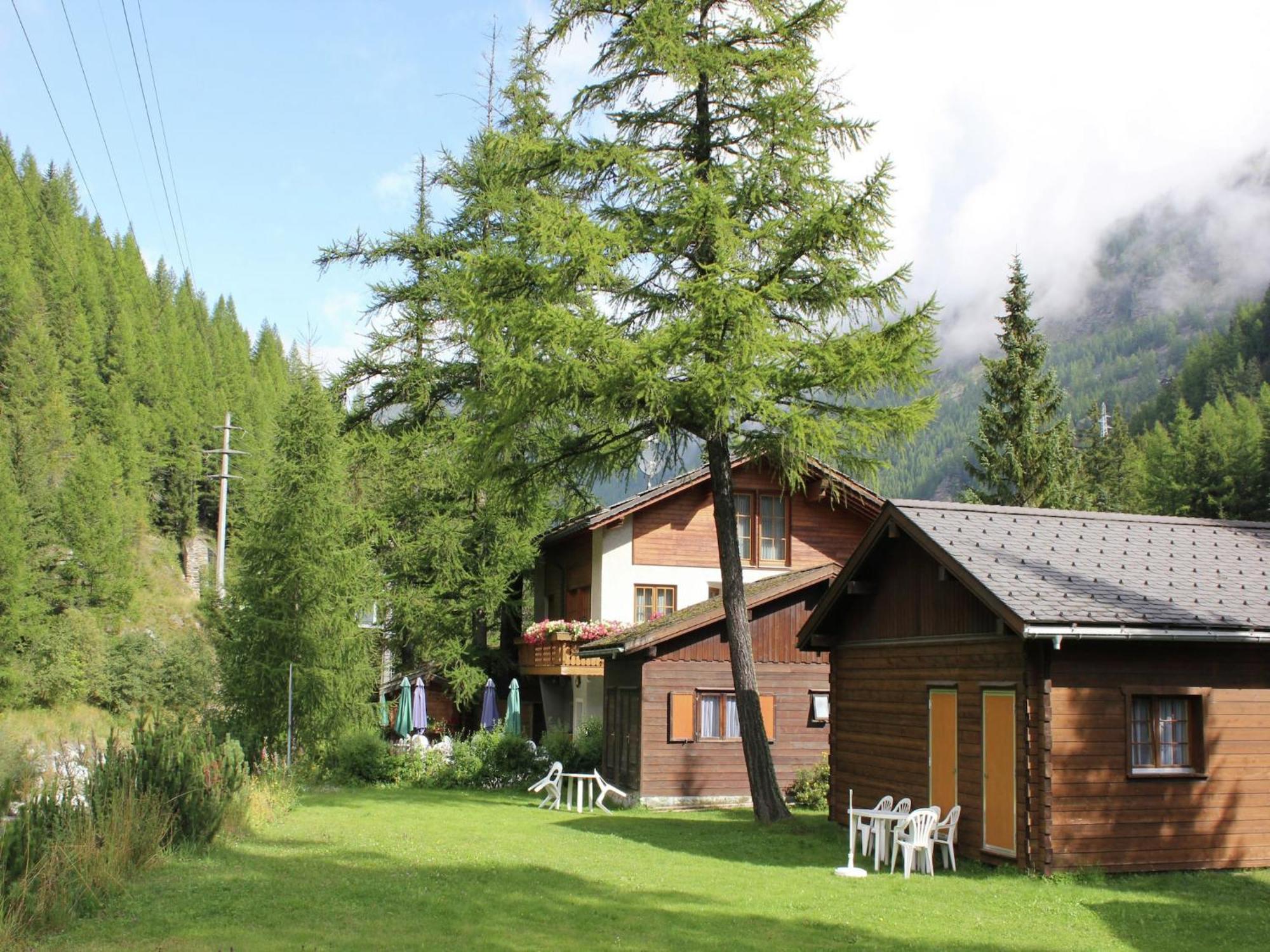 Modern Chalet In Saas Balen With Garden Экстерьер фото
